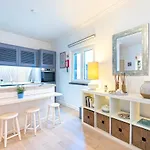 Joivy Superb Studio In Cascais Centre